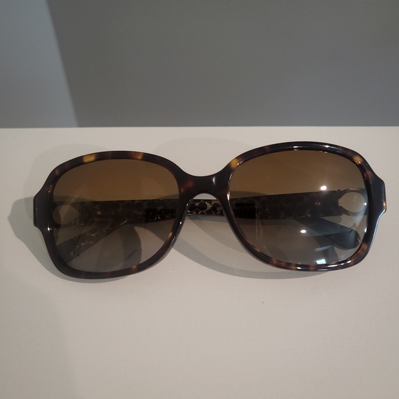 Coach polarized sunglasses - Picture 7 of 7